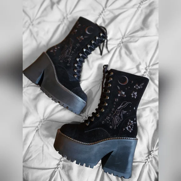 Killstar LuciFairy Platform Boots ~ New In Box - Picture 4 of 4